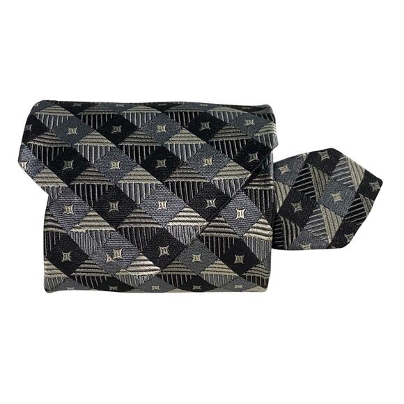 Michael Jacobs Collection Neck Tie Black Gray Geometric Silk USA 62x3.75 Suit - Picture 8 of 9
